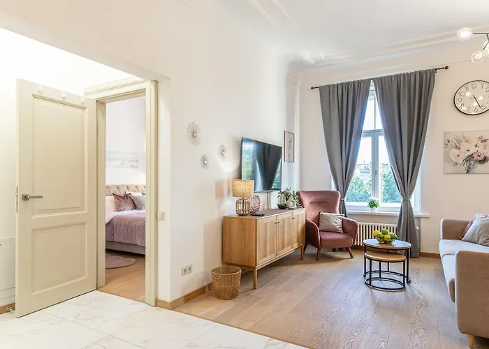 Park View Deluxe Apartment *