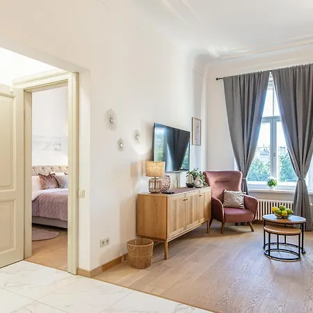 Park View Deluxe شقة *